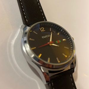 Mens Gucci watch (authentic)